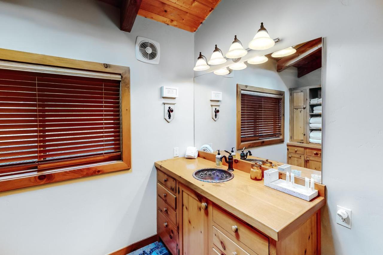 Northwoods Dream Retreat Villa Whitefish Exterior photo